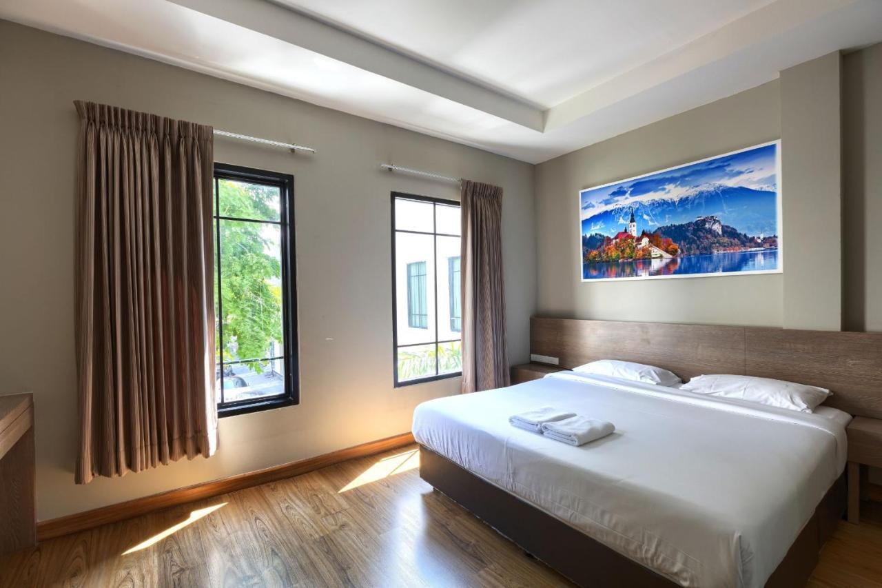View Dee Bkk Airport Residence Бангкок Экстерьер фото