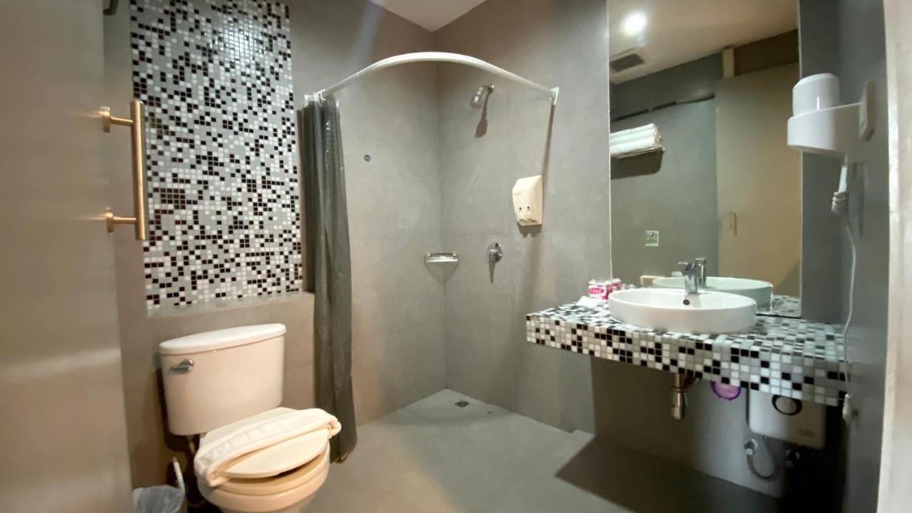 View Dee Bkk Airport Residence Бангкок Экстерьер фото