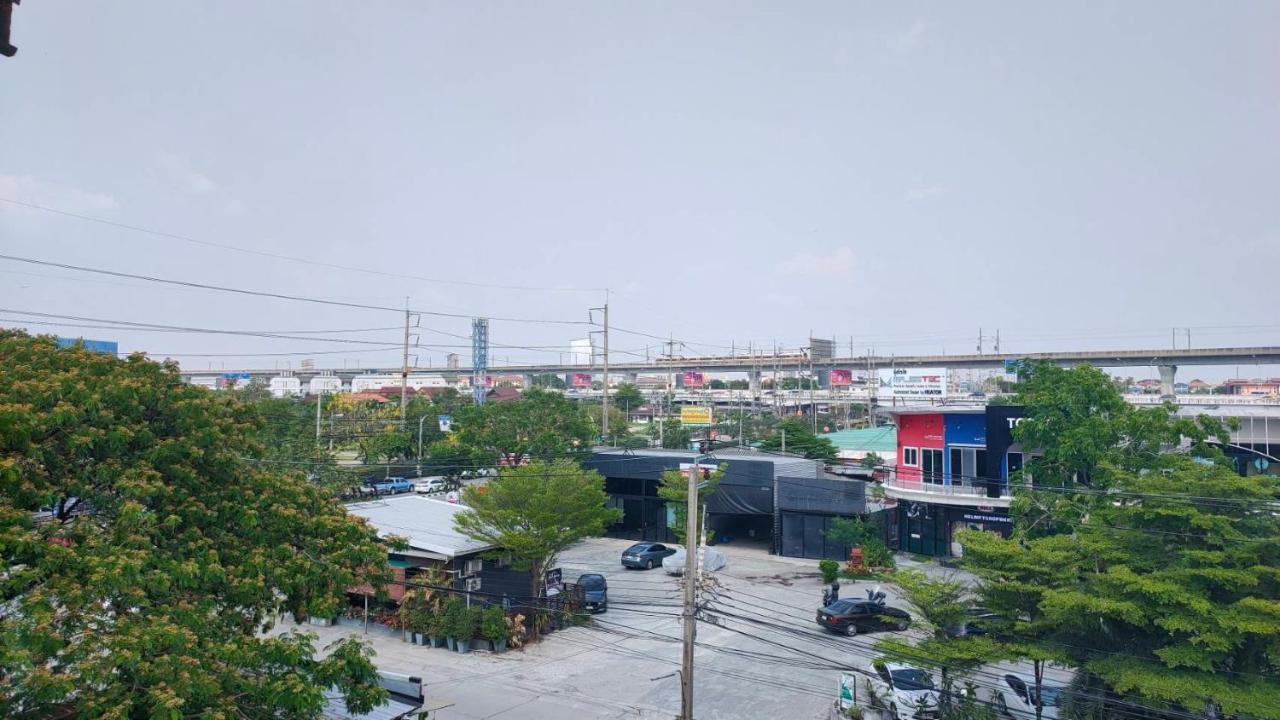 View Dee Bkk Airport Residence Бангкок Экстерьер фото