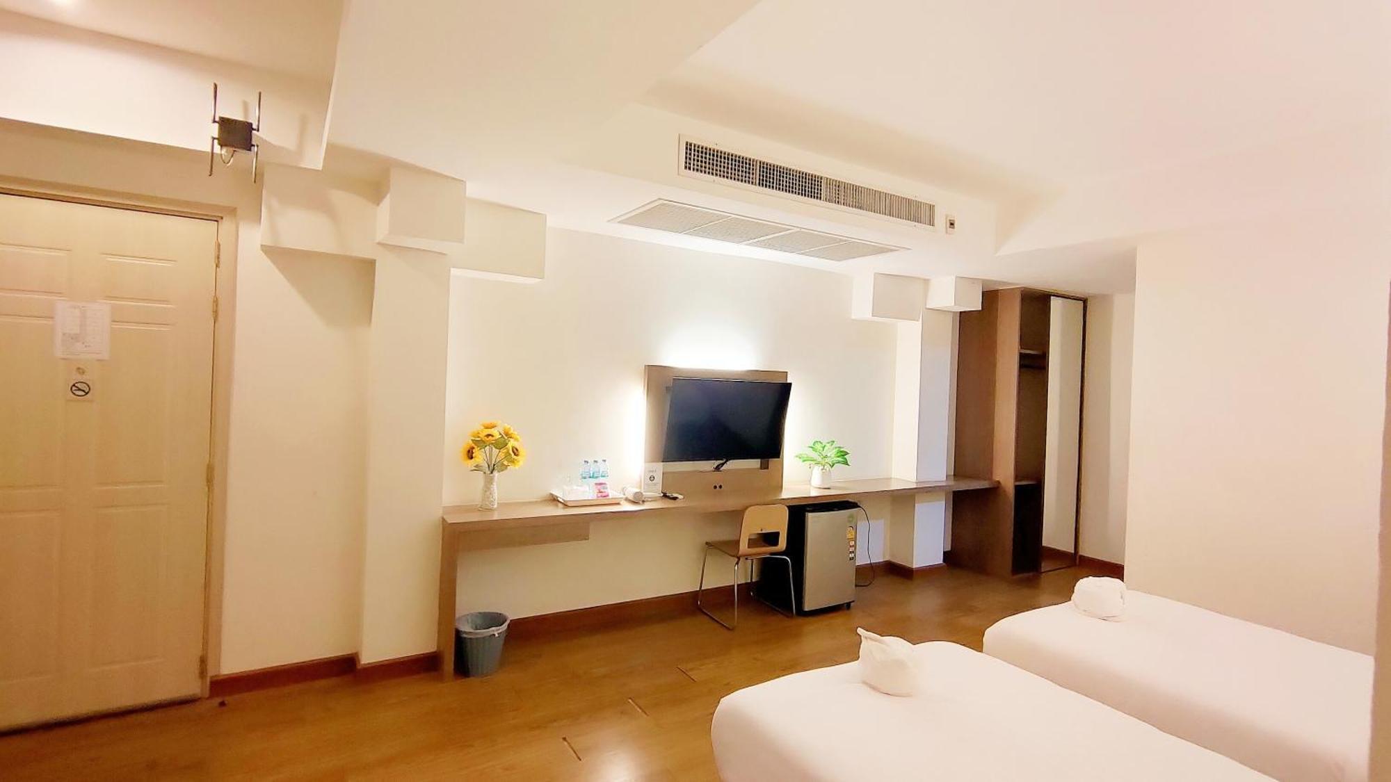 View Dee Bkk Airport Residence Бангкок Экстерьер фото
